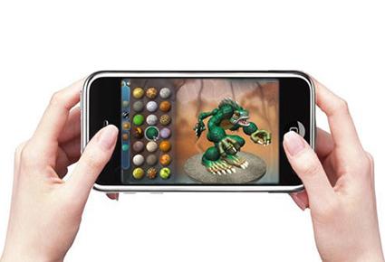 فايسبوك يغزو الهواتف المحمولة من خلال الألعاب